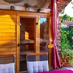 Pamaroka Villa
