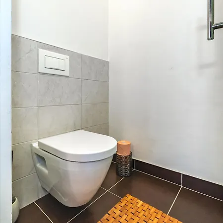 Pamaroka * 시베니크